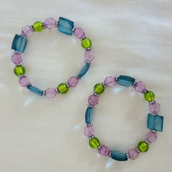 Beautiful Stretch Beaded Bracelet Pair In Purple Turquoise and Green W/ Spacers - Picture 7 of 10